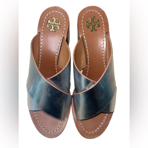 Tory Burch Montrose Stacked Block Heel in Silver, Size 6.5M - Picture 6 of 13